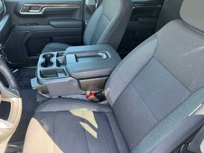 2024 Chevrolet 1500 Crew Cab, $37799. Photo 6