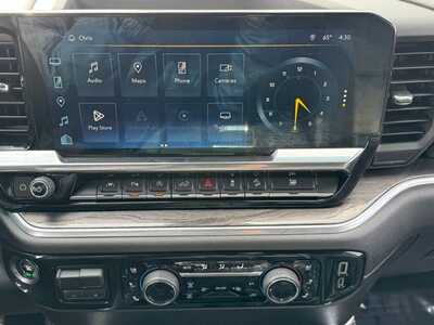2022 Chevrolet 1500 Crew Cab, $39395. Photo 10
