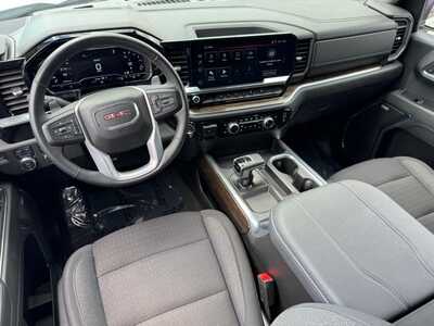 2023 GMC 1500 Crew Cab, $46395. Photo 8