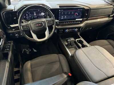 2023 GMC 1500 Crew Cab, $42999. Photo 5