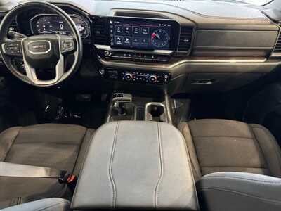 2023 GMC 1500 Crew Cab, $42999. Photo 6