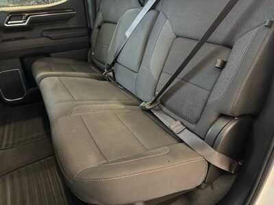 2023 GMC 1500 Crew Cab, $42999. Photo 8