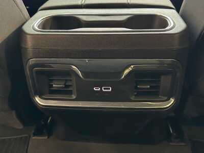 2023 GMC 1500 Crew Cab, $42999. Photo 9