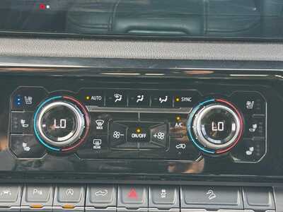 2023 GMC 1500 Crew Cab, $40899. Photo 11