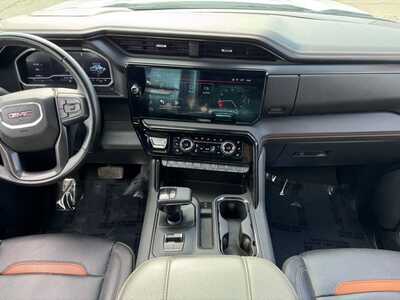 2023 GMC 1500 Crew Cab, $40899. Photo 2