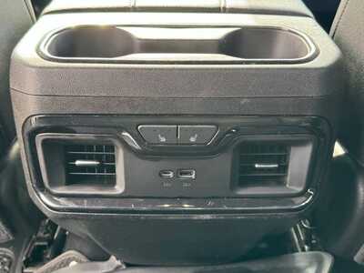 2023 GMC 1500 Crew Cab, $40899. Photo 7