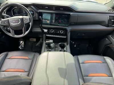 2023 GMC 1500 Crew Cab, $40899. Photo 9