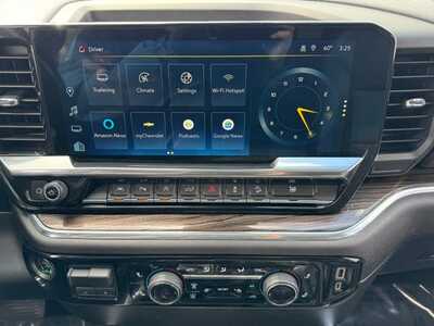 2023 Chevrolet 1500 Crew Cab, $36795. Photo 11