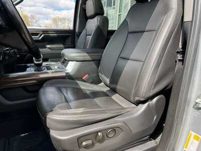 2023 Chevrolet 1500 Crew Cab, $36795. Photo 5