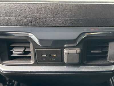 2020 GMC 1500 Ext Cab, $25595. Photo 9