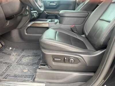2021 Chevrolet 1500 Crew Cab, $35899. Photo 5
