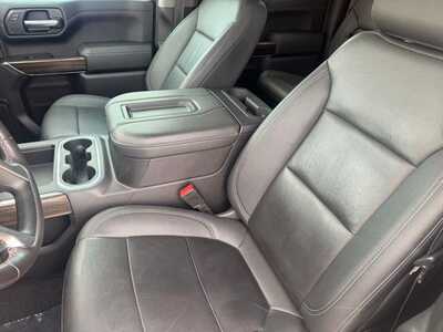 2021 Chevrolet 1500 Crew Cab, $35899. Photo 6