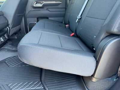 2026 Chevrolet 3500 Crew Cab, $60560.0. Photo 7