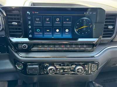 2023 Chevrolet 1500 Crew Cab, $51695. Photo 11