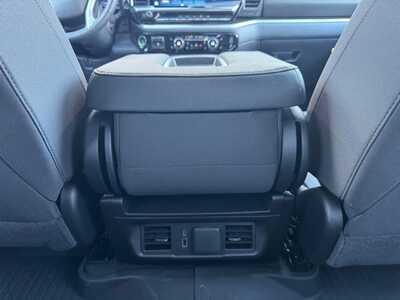 2026 Chevrolet 3500 Crew Cab, $61560.0. Photo 9