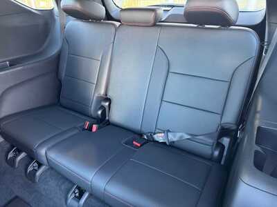 2026 Chevrolet Traverse, $53395. Photo 10