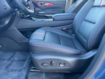 2026 Chevrolet Traverse, $53395. Photo 5