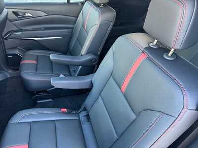 2026 Chevrolet Traverse, $53395. Photo 9