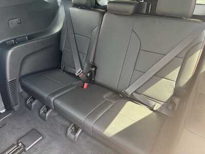 2025 Chevrolet Traverse, $51495. Photo 11