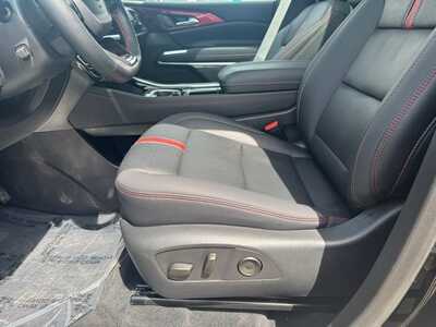 2025 Chevrolet Traverse, $51495. Photo 6
