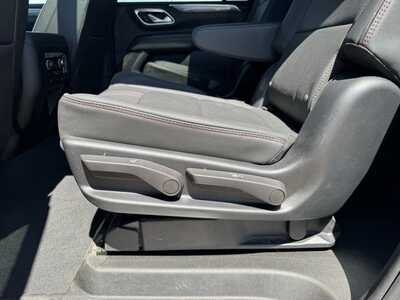 2023 Chevrolet Suburban, $48399. Photo 8