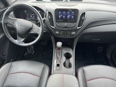 2022 Chevrolet Equinox, $19775. Photo 2