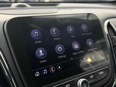 2022 Chevrolet Equinox, $19775. Photo 3