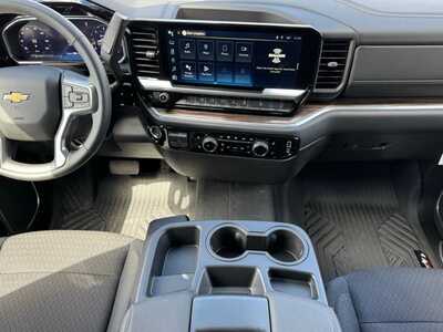 2026 Chevrolet 1500 Crew Cab, $52170.0. Photo 2