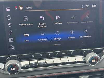 2024 Chevrolet Colorado Crew Cab, $38650. Photo 3