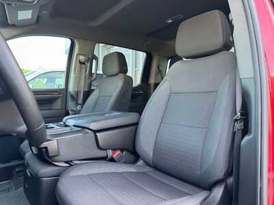 2024 Chevrolet 1500 Crew Cab, $37795. Photo 6
