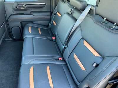 2024 GMC 1500 Crew Cab, $54299. Photo 9
