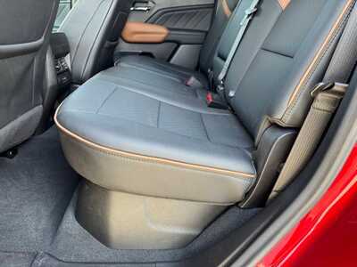 2024 GMC Canyon Crew Cab, $40795. Photo 7