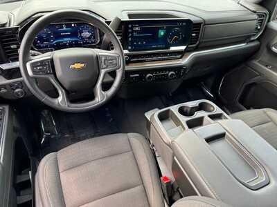 2023 Chevrolet 1500 Crew Cab, $34495. Photo 8