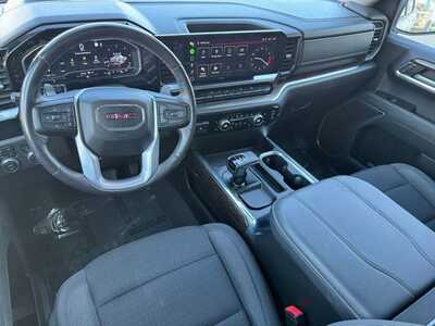 2023 GMC 1500 Crew Cab, $43695. Photo 10