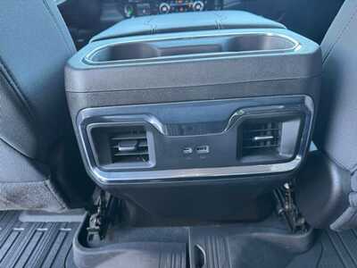 2023 GMC 1500 Crew Cab, $43695. Photo 9