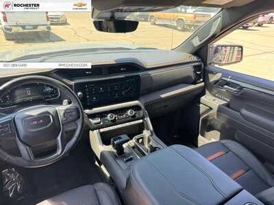 2023 GMC 1500 Crew Cab, $49695. Photo 9