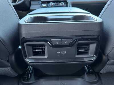 2023 GMC 1500 Crew Cab, $50775. Photo 9