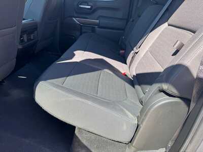 2020 Chevrolet 1500 Crew Cab, $37295. Photo 7