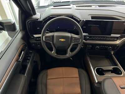 2026 Chevrolet 3500 Crew Cab, $87295.0. Photo 5