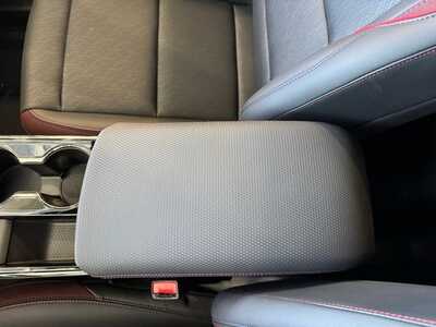 2026 Chevrolet Equinox, $35945.0. Photo 12