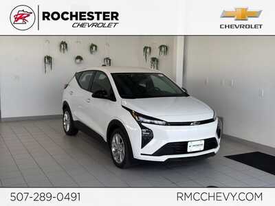 2027 Chevrolet Bolt EV, $27345.0. Photo 1