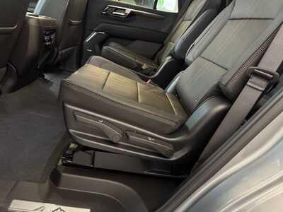 2026 Chevrolet Tahoe, $86435.0. Photo 12