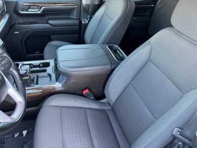 2024 GMC 1500 Crew Cab, $46295. Photo 5