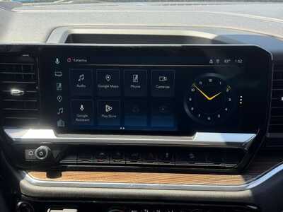 2023 Chevrolet 1500 Crew Cab, $41595. Photo 3