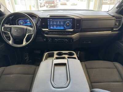 2023 Chevrolet 1500 Crew Cab, $41595. Photo 7