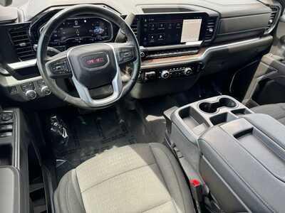 2023 GMC 1500 Crew Cab, $37295. Photo 10