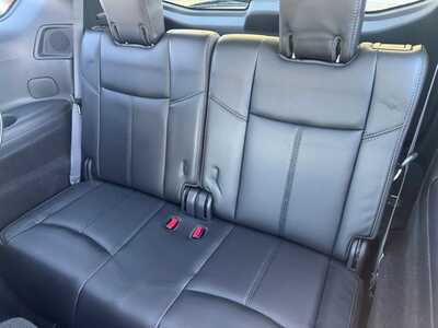 2019 Nissan Pathfinder, $20995. Photo 11