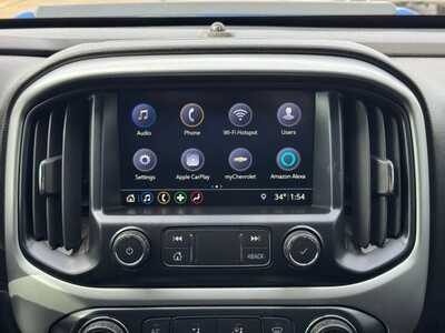 2019 Chevrolet Colorado, $32895. Photo 3