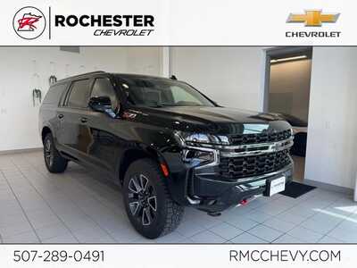2022 Chevrolet Suburban, $37695. Photo 1