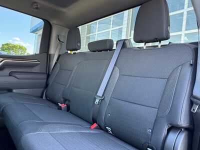 2026 Chevrolet 1500 Crew Cab, $52170.0. Photo 8